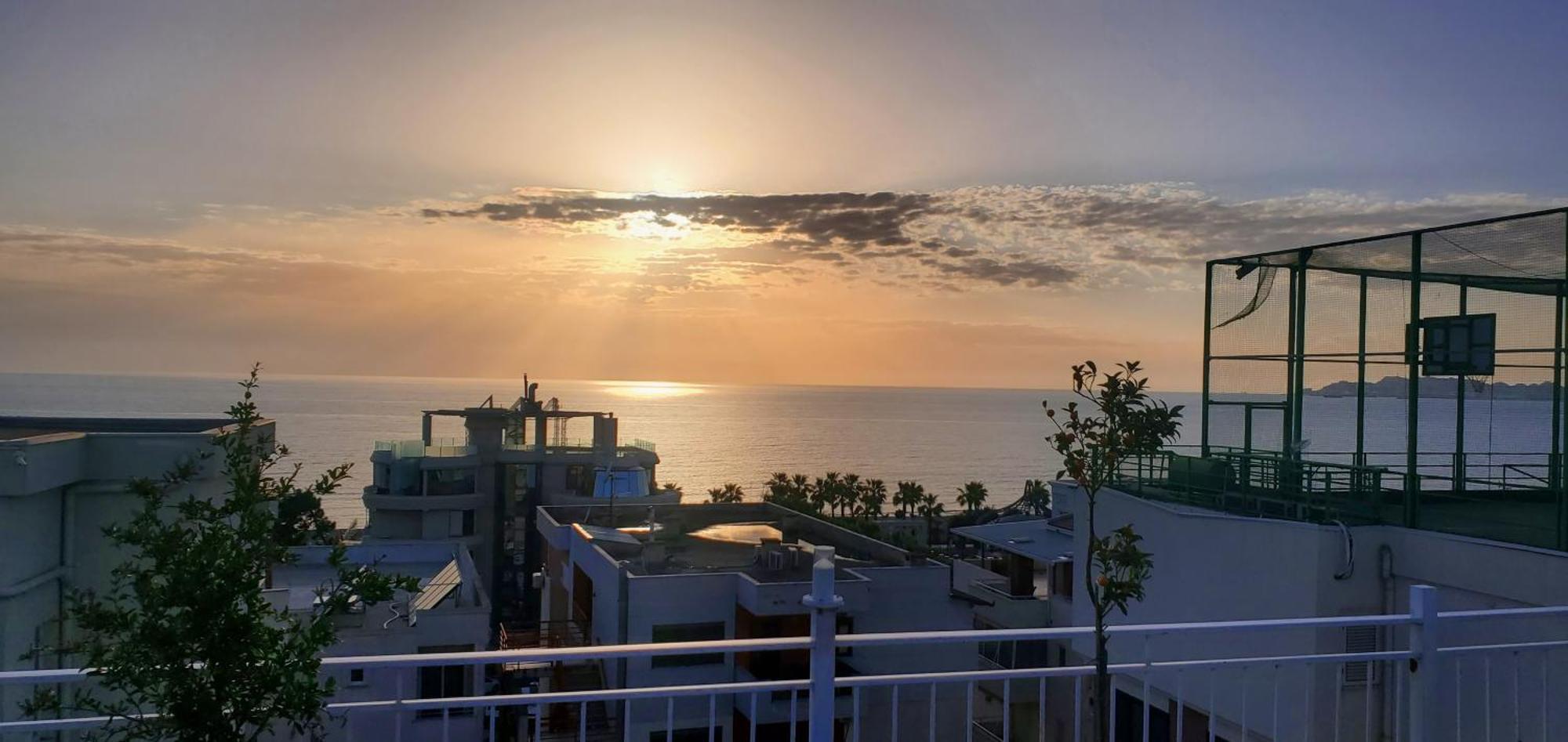 Paradise Rooftop Golem Golem  Esterno foto